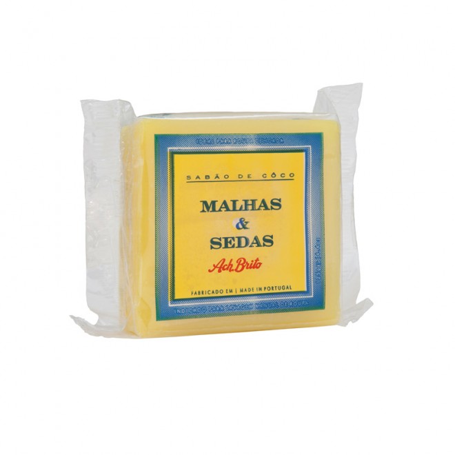 Мыло кокосовое для ручной стирки Ach. Brito Malhas & Sedas Soap 125 г